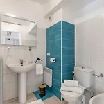 Апартаменти Porte De France - Happy