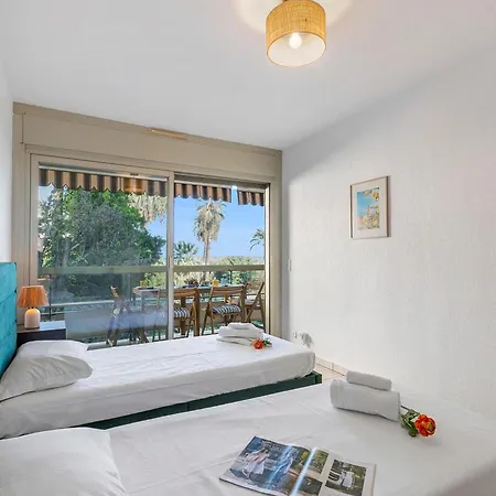 Apartment Porte De France - With Terrace - Happy