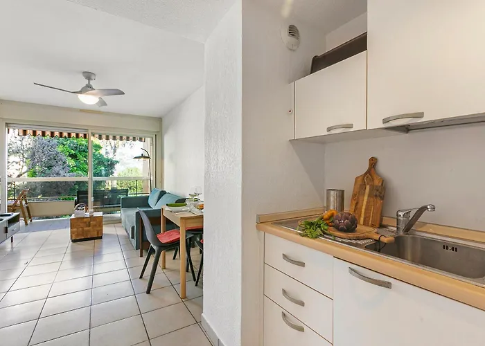 Porte De France - Happy * Mentone